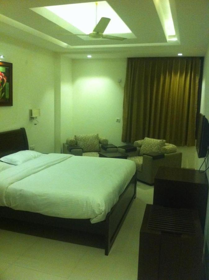 Nikko Blue - Boutique Hotel Gurgaon Zewnętrze zdjęcie