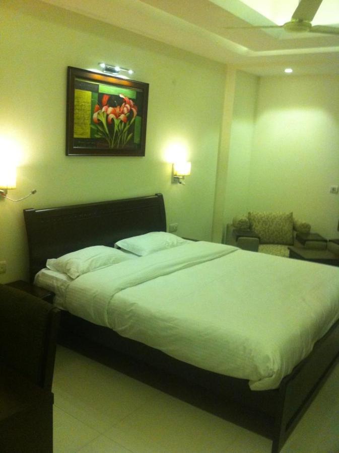 Nikko Blue - Boutique Hotel Gurgaon Zewnętrze zdjęcie