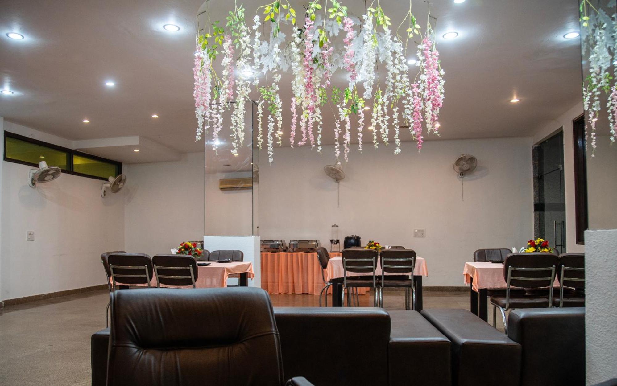 Nikko Blue - Boutique Hotel Gurgaon Zewnętrze zdjęcie