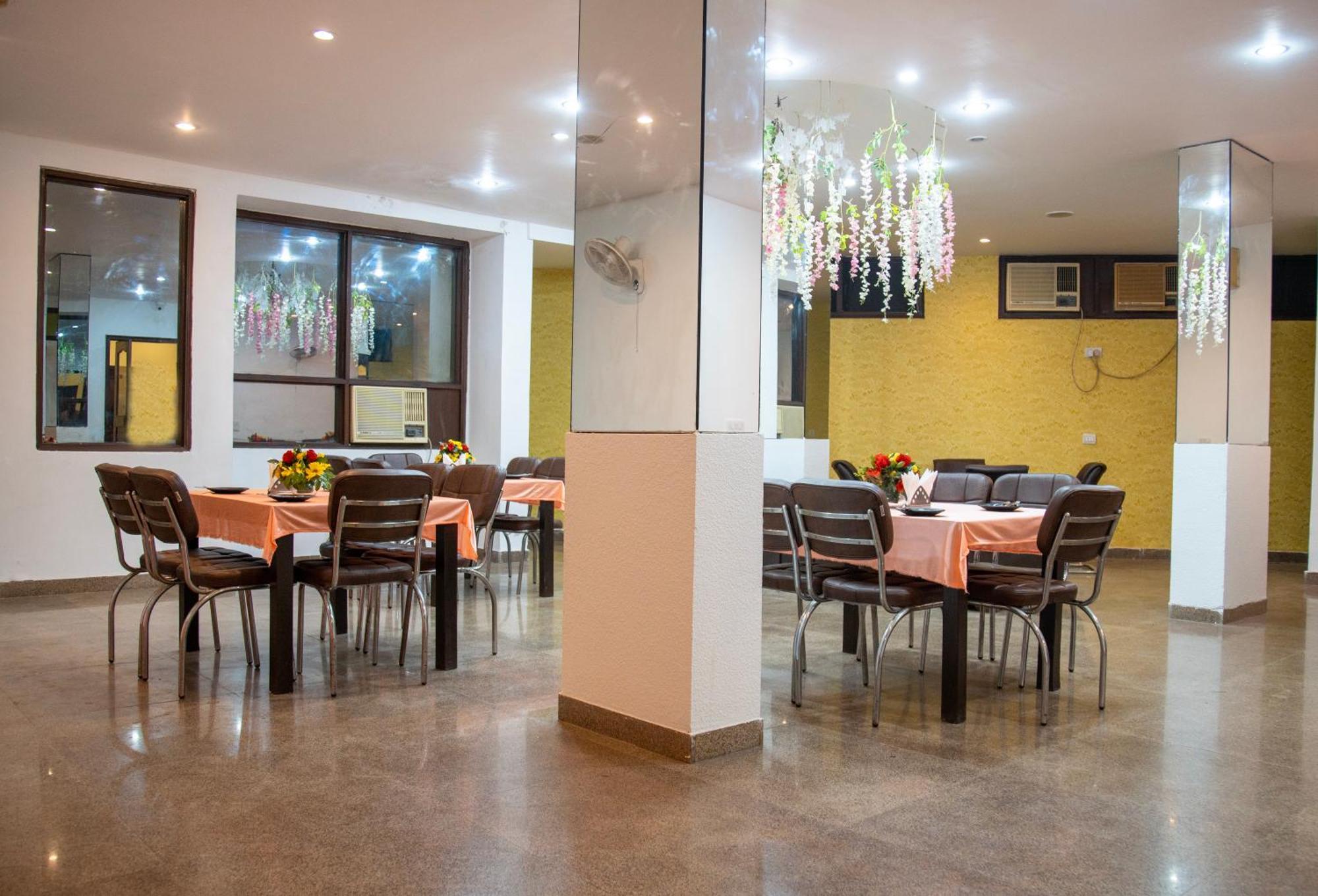 Nikko Blue - Boutique Hotel Gurgaon Zewnętrze zdjęcie