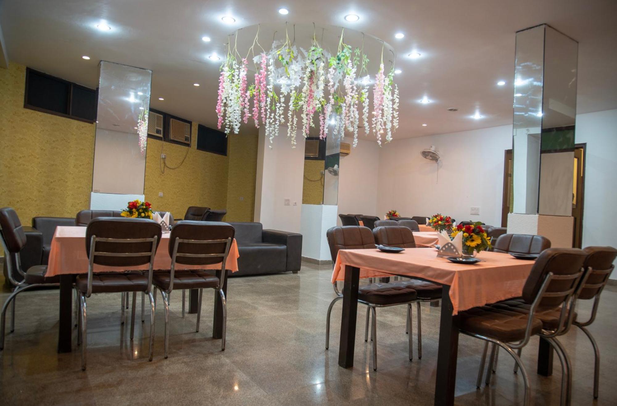 Nikko Blue - Boutique Hotel Gurgaon Zewnętrze zdjęcie