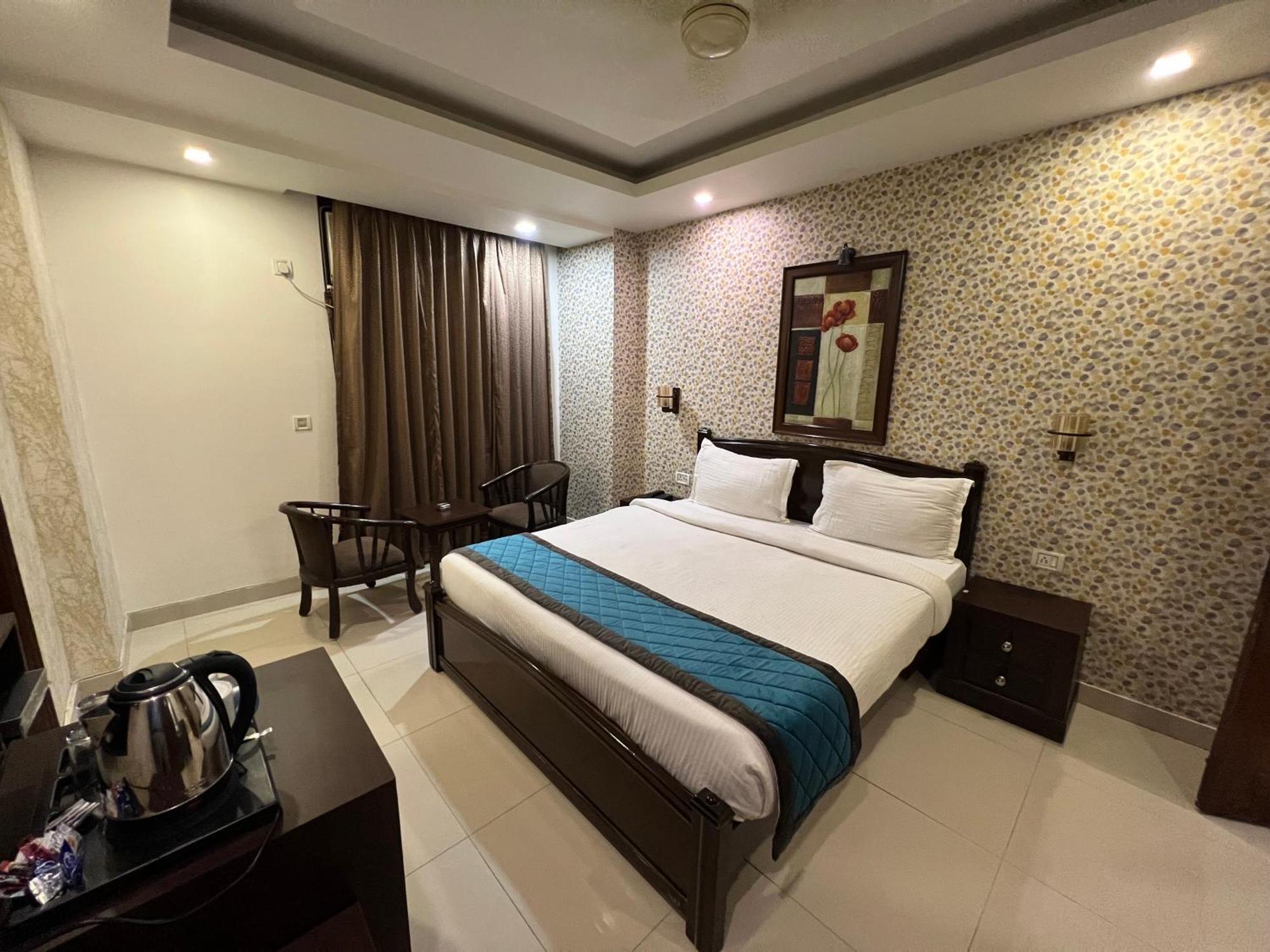 Nikko Blue - Boutique Hotel Gurgaon Zewnętrze zdjęcie