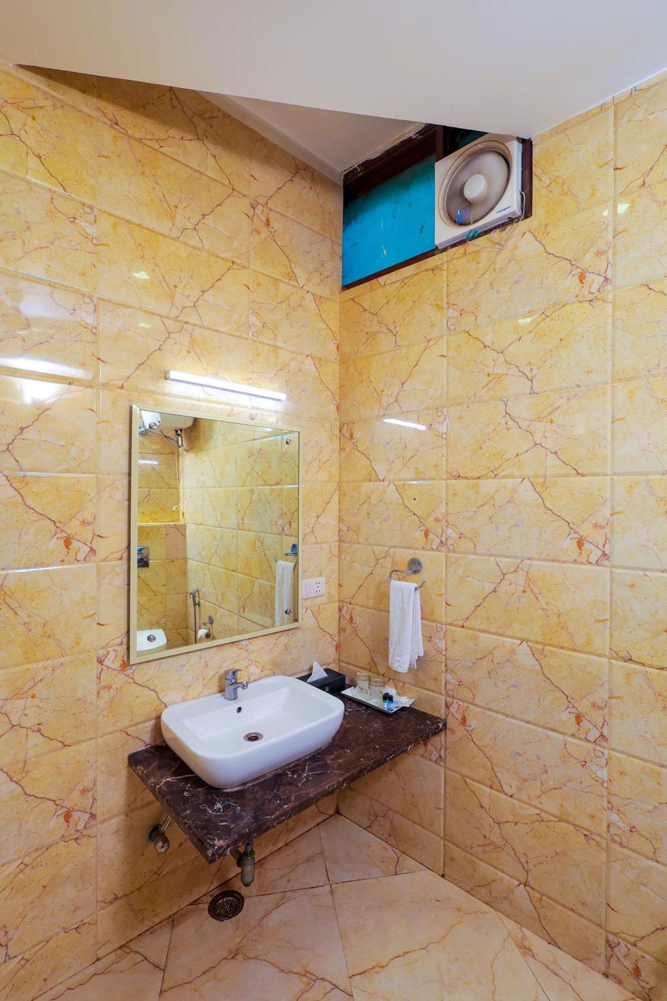 Nikko Blue - Boutique Hotel Gurgaon Zewnętrze zdjęcie